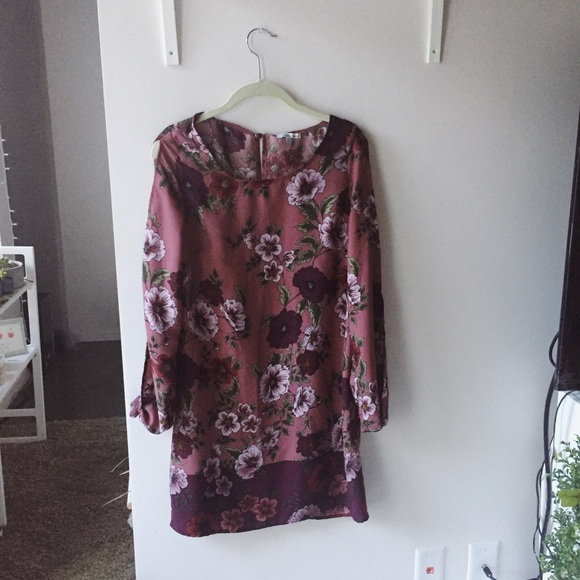Charlotte Russe Dresses & Skirts - • floral dress • romantic, cut-out shoulders •